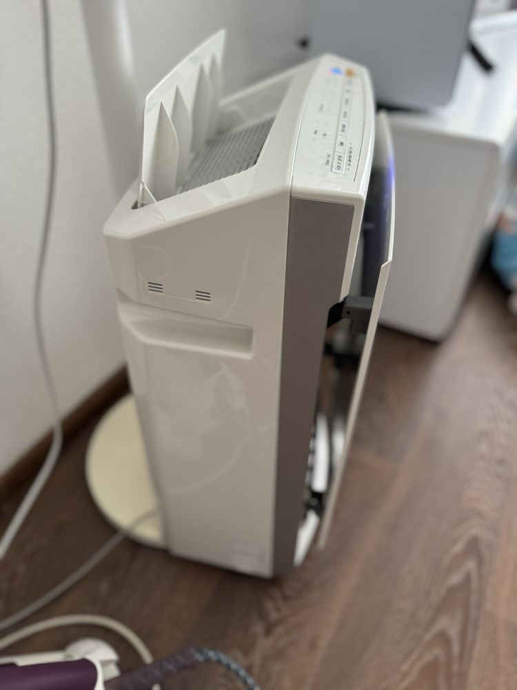 Очиститель воздуха Panasonic F-VXR50R-W белый