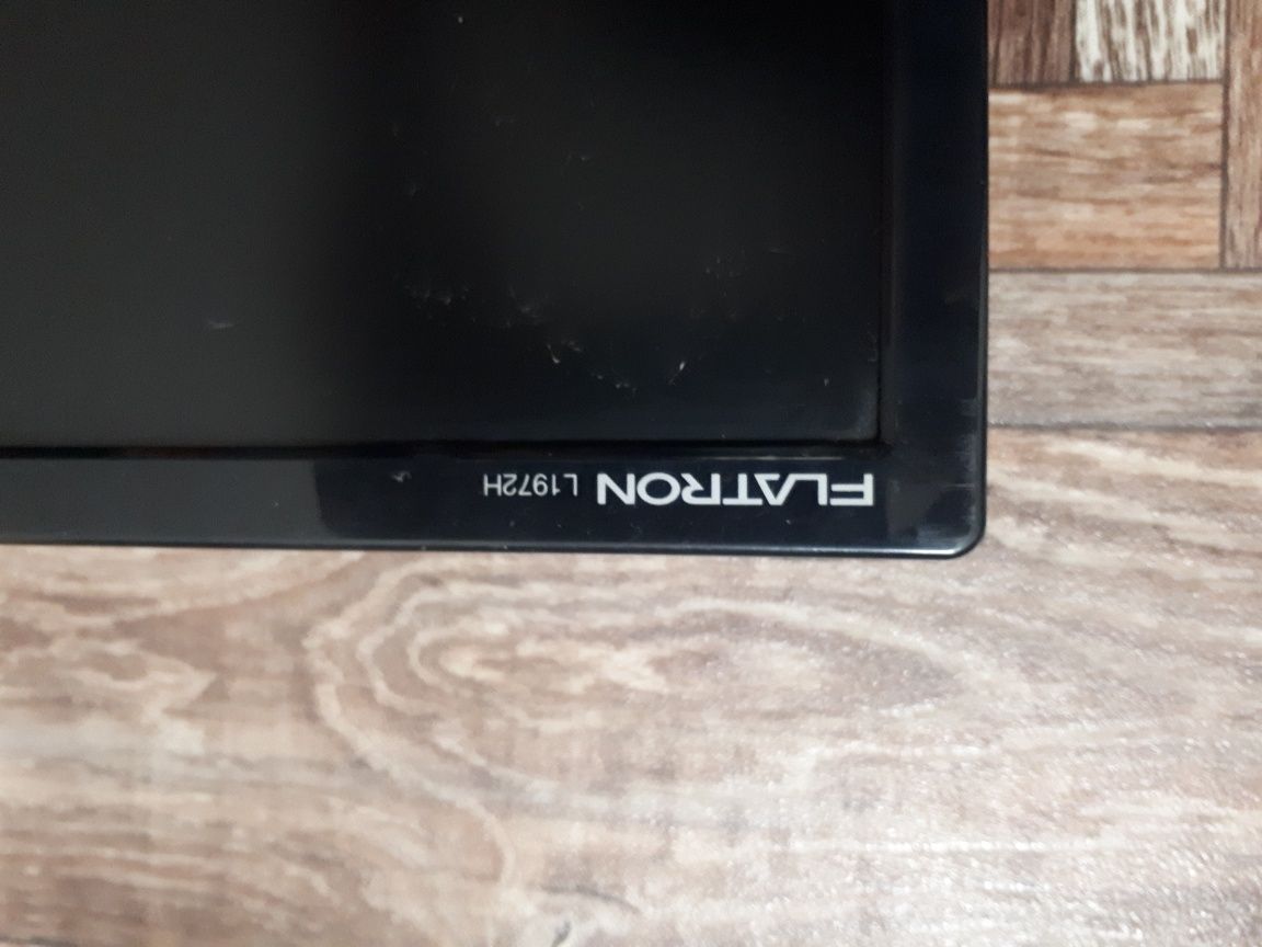 Продам монитор lg 19дюимов