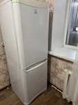 Продам холодильник INDESIT