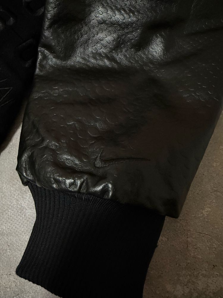 Бомбер Nike Kobe Mamba Mentality Destroyer Jacket