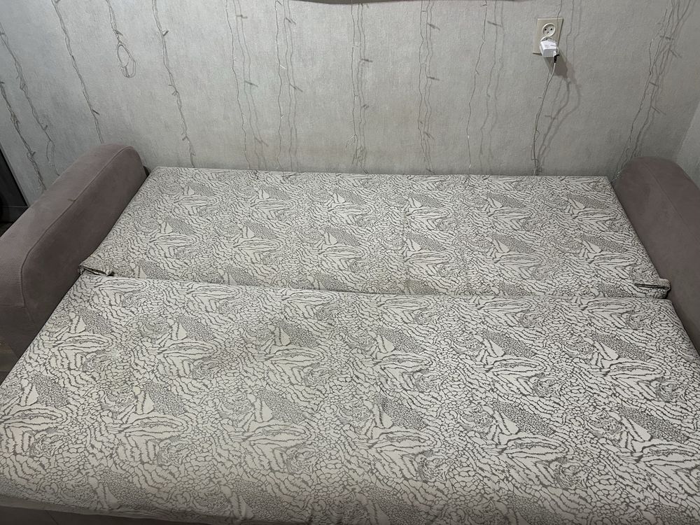 Диван раскладной, двуспальный