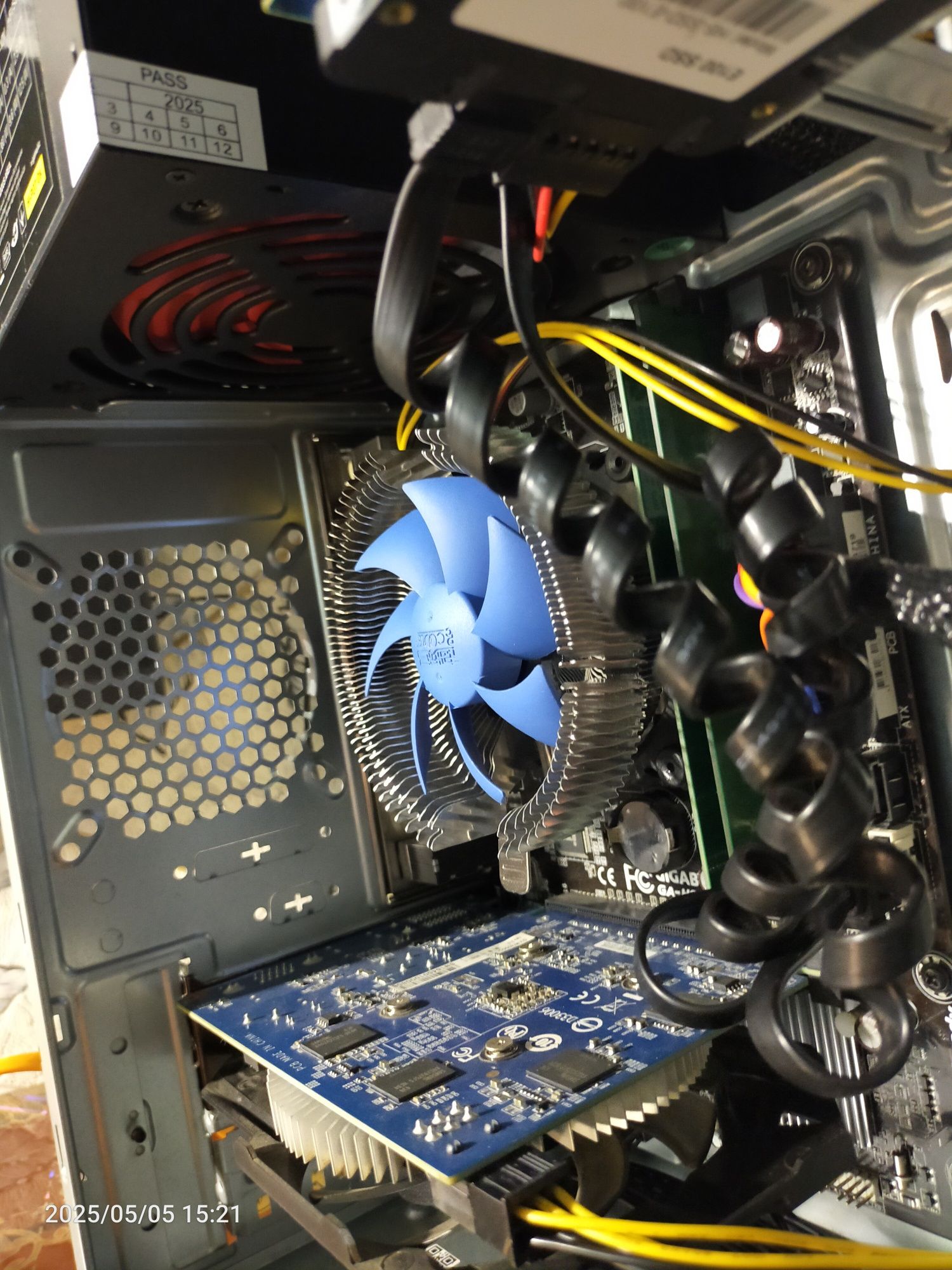 Системный блок на core i3 4170, GT740, 4gb,128gb.