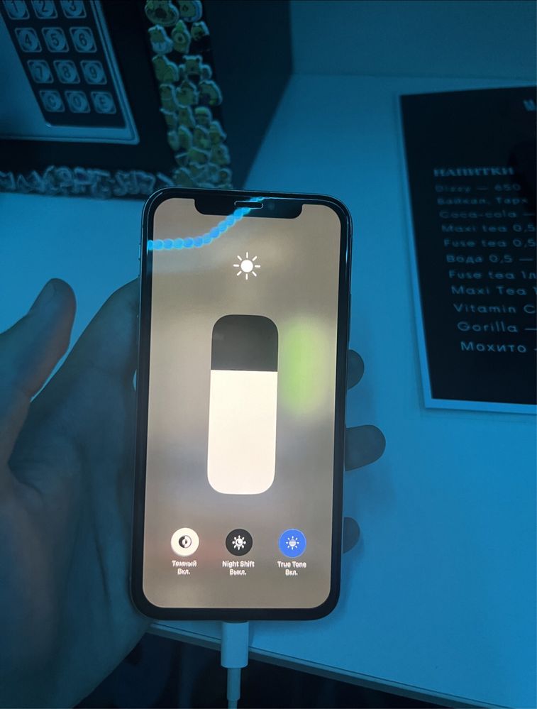 iPhone X на 64 Gb в идеальном состоянии