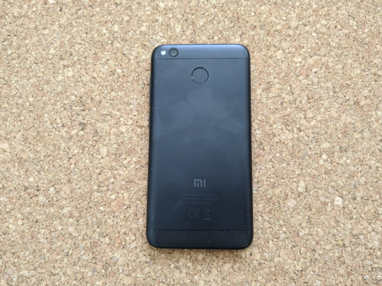 Xiaomi Redmi 4X (3/32 Гб) черный
