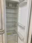 Продам встраеваемый холодильник Smeg