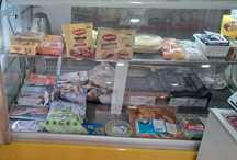 Продам. Холодильную  витрину. В рабочем  состоянии