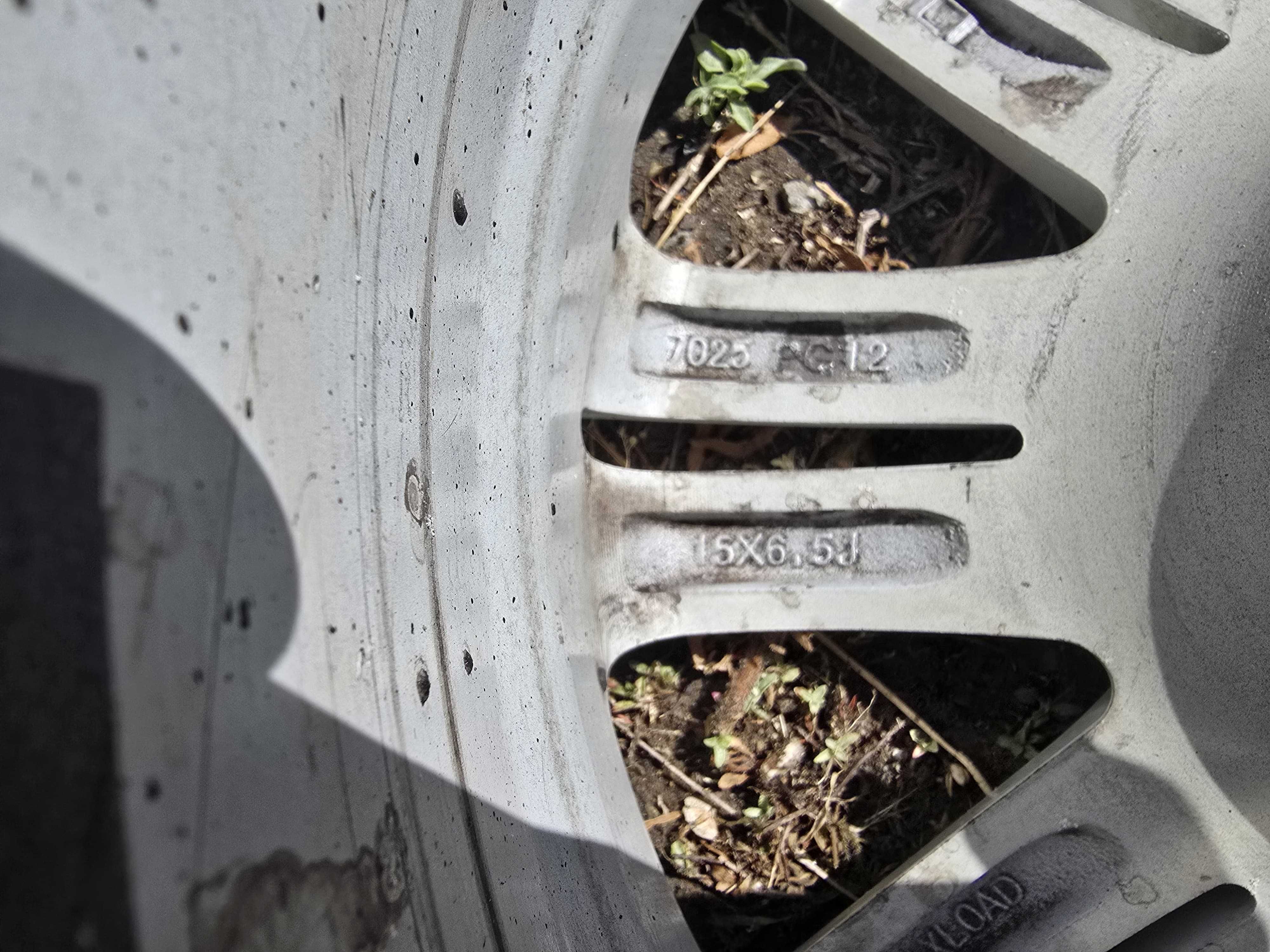 Литые диски R15 Peugeot