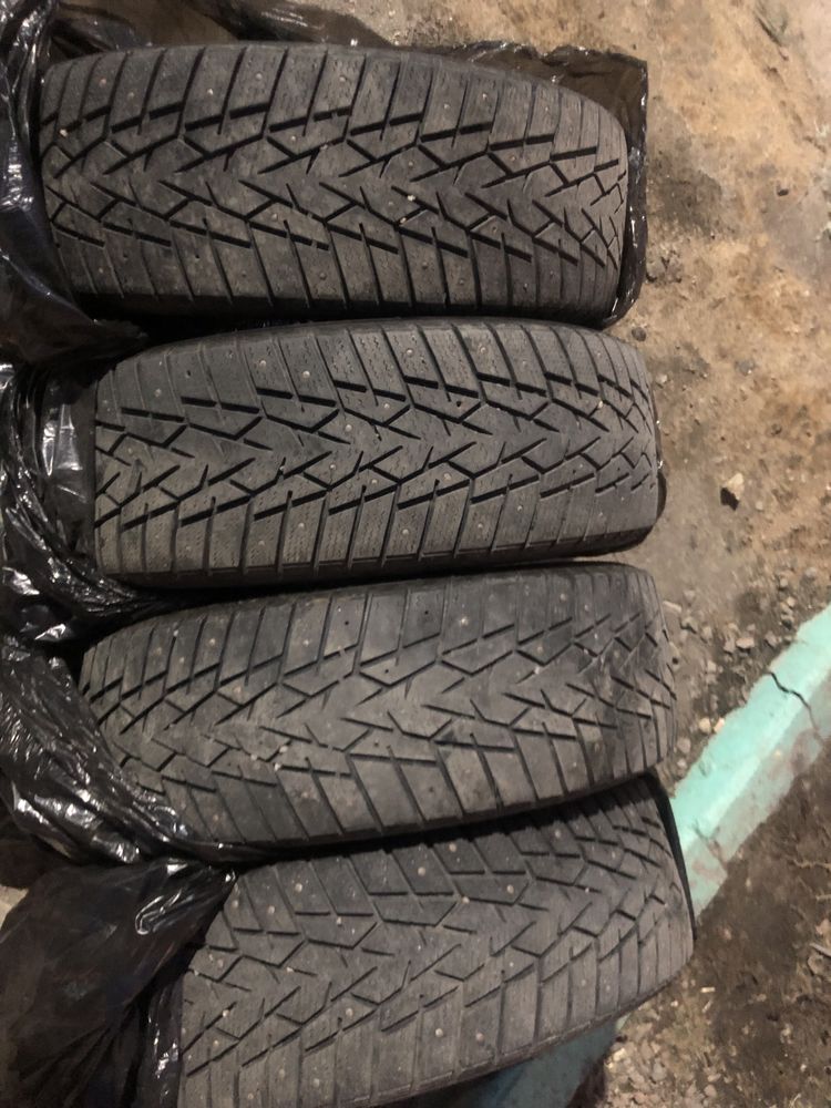 Одну зиму ездили размер 225/55 R18 в отличном состояний