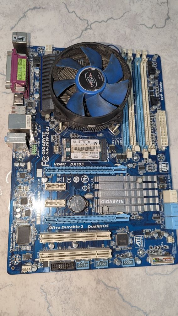 Материнская плата Gigabyte
GA-Z68P-DS3