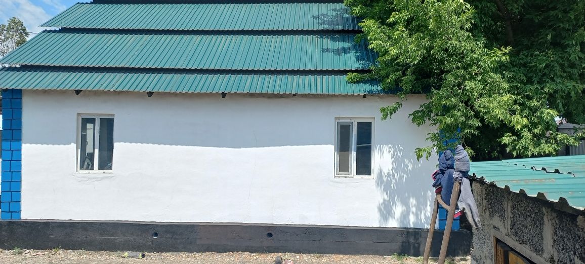 Продам дом  в хорошем районе тёплый