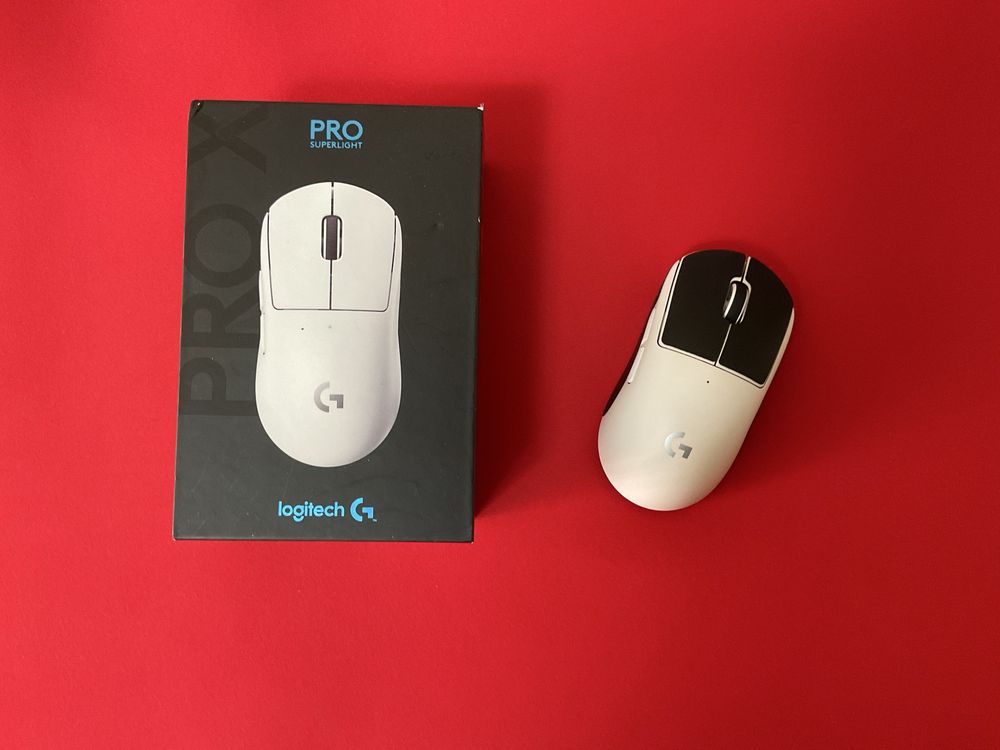 G pro x SUPERLIGHT белая