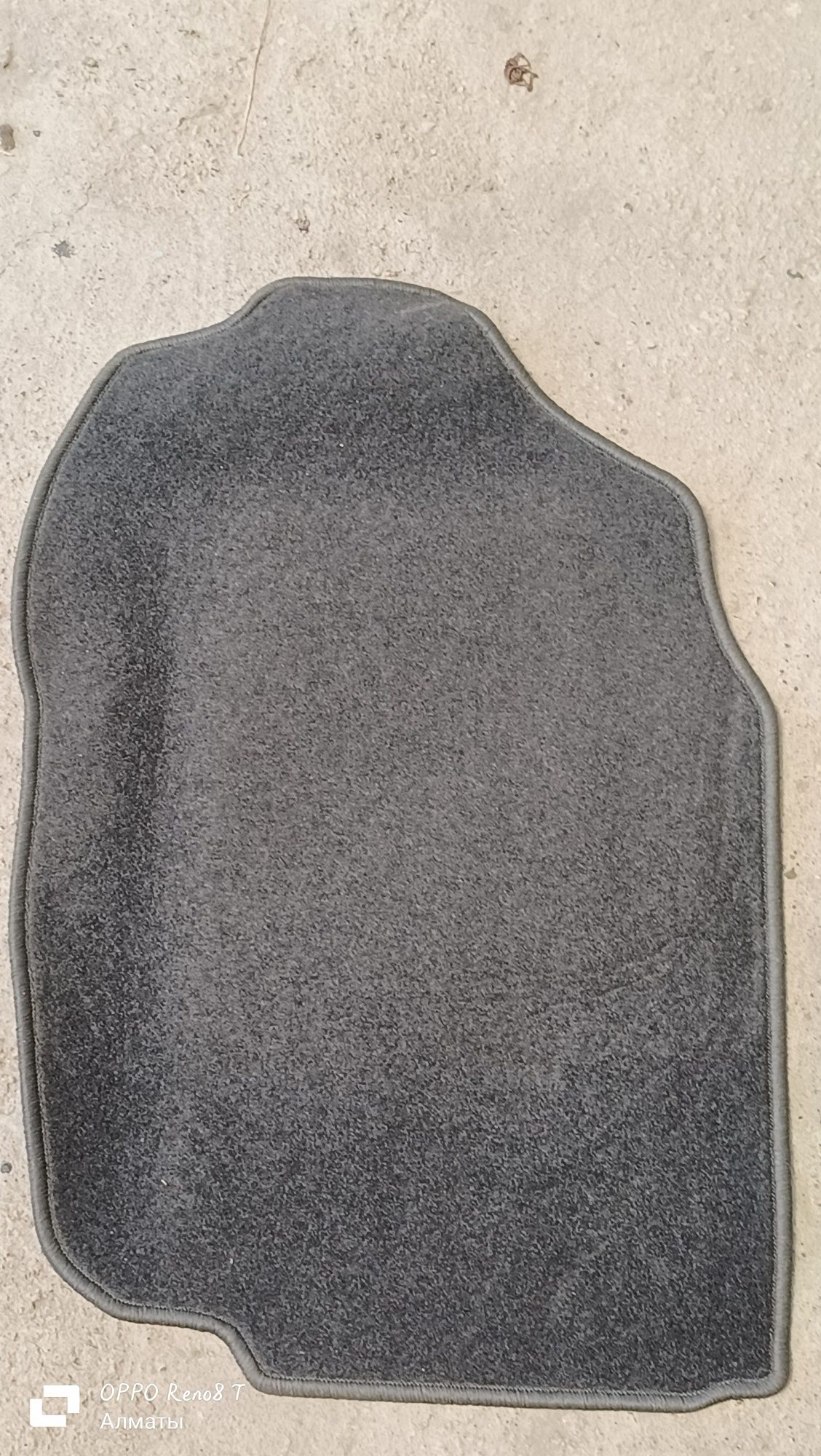 Автоковрик для RAV4
