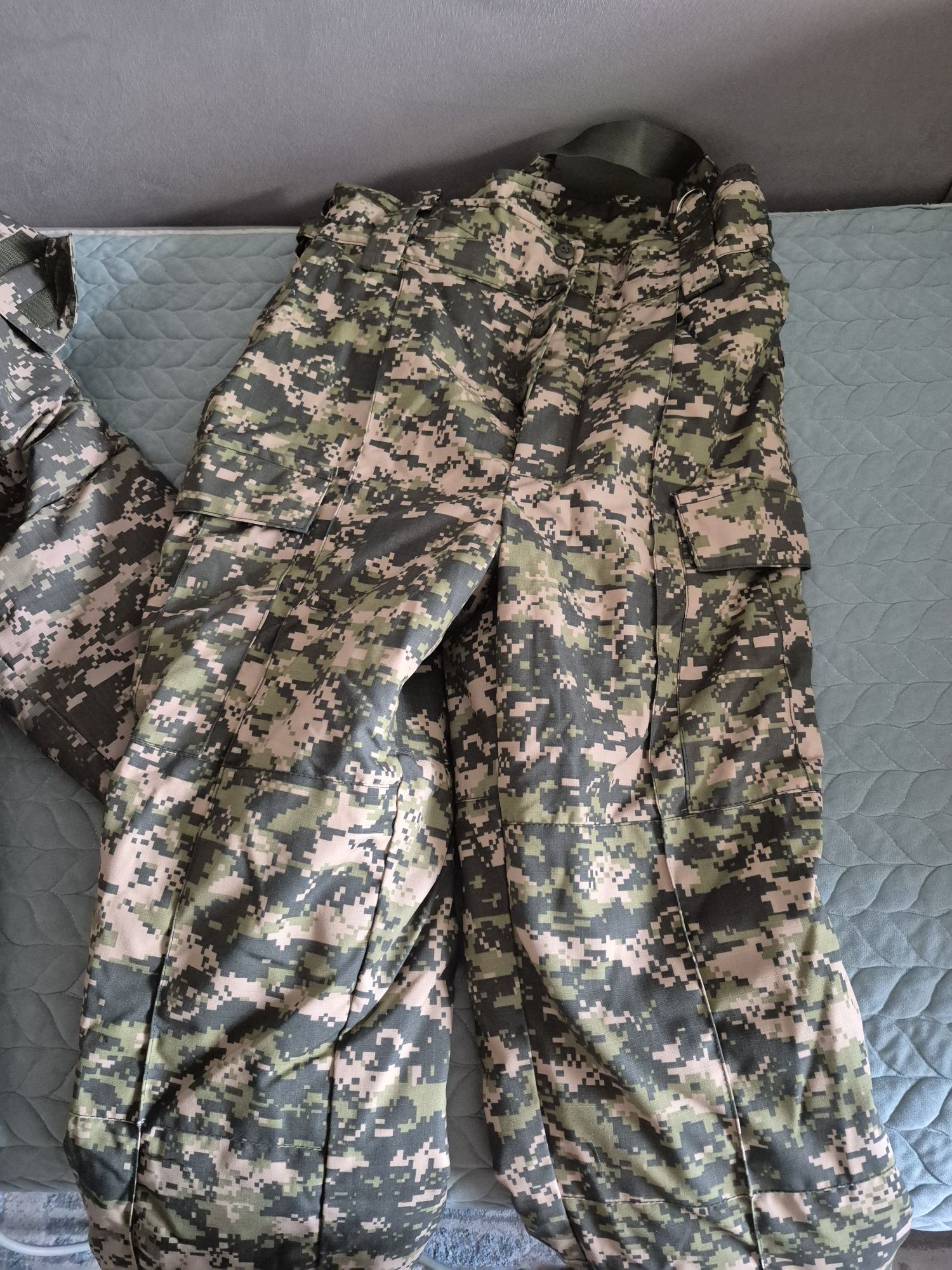 Военная форма для