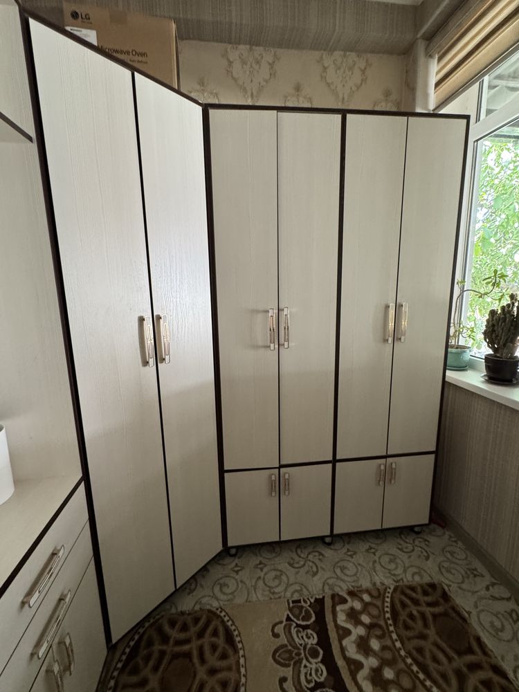 Срочно продам прихожую