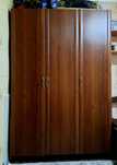 Продам шкаф в спальню из ламината