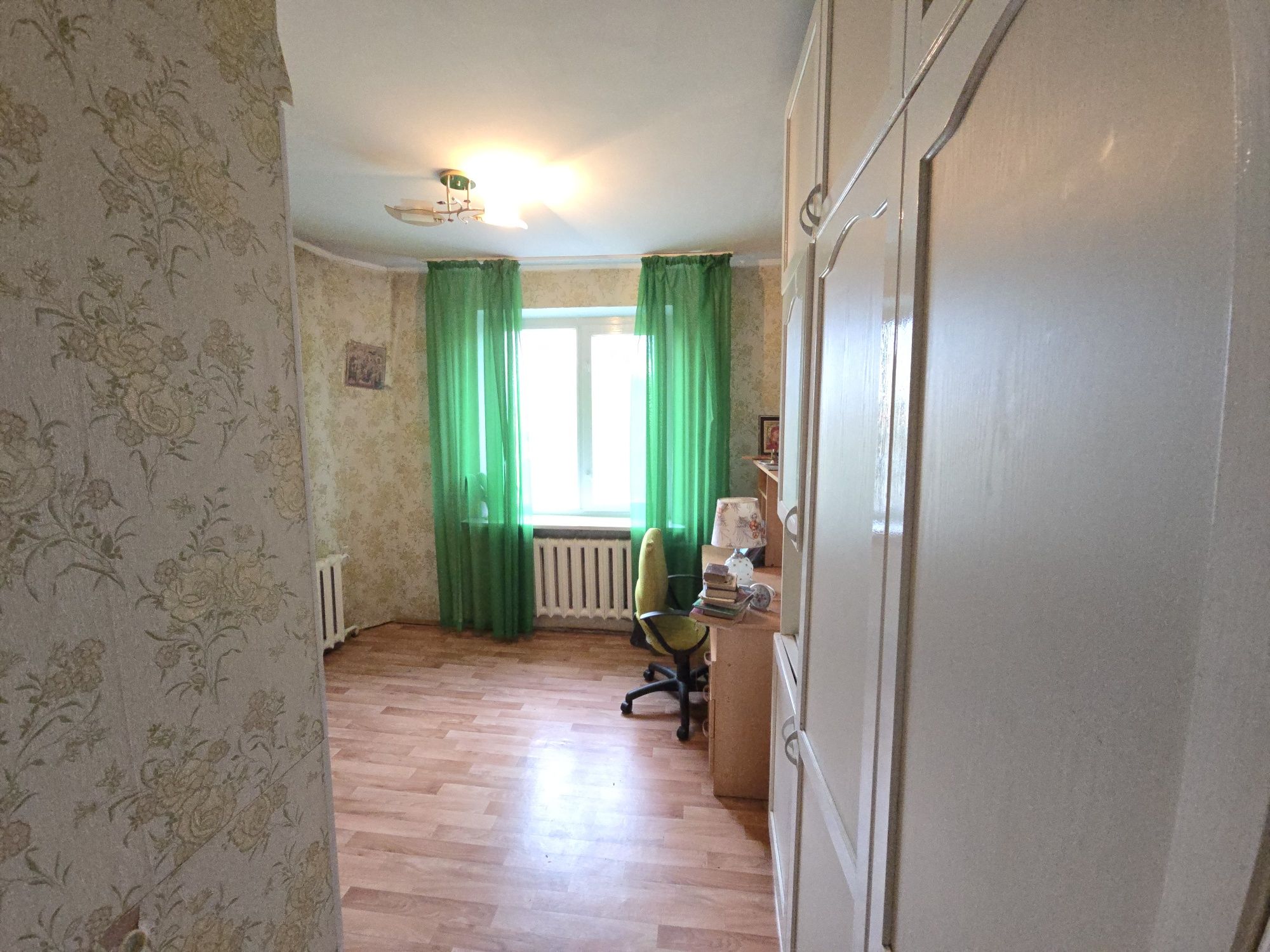 Продам трёхкомнатную ЛЕНИНГРАДКУ