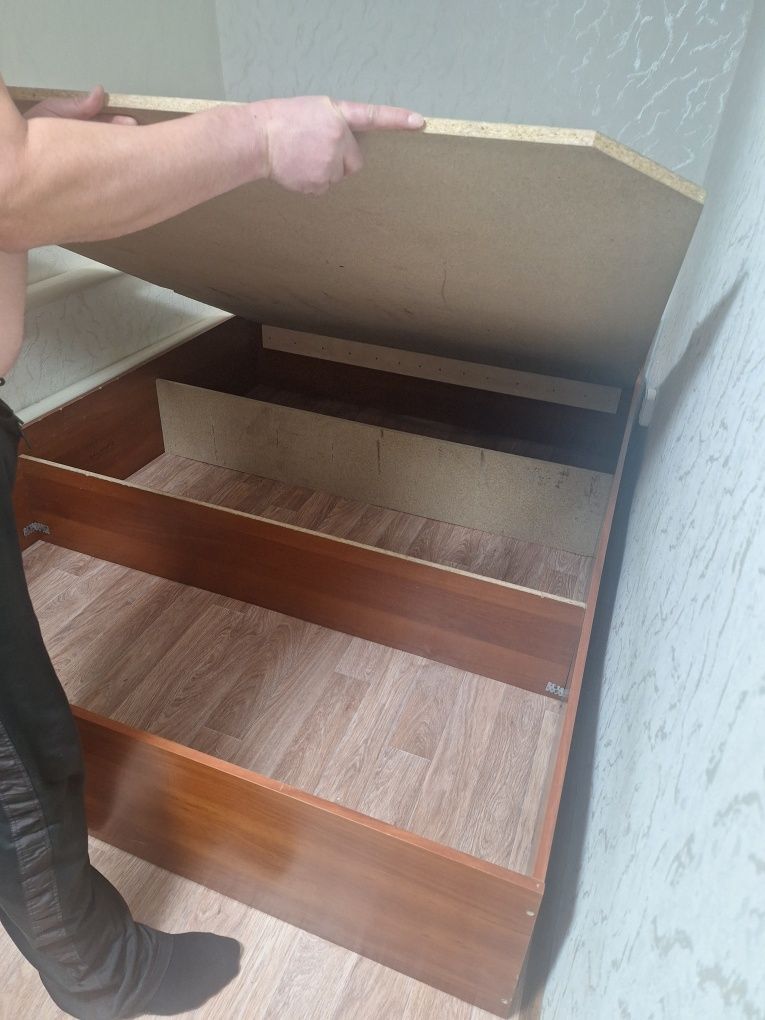 Продам двухспалку 15000 тысяч