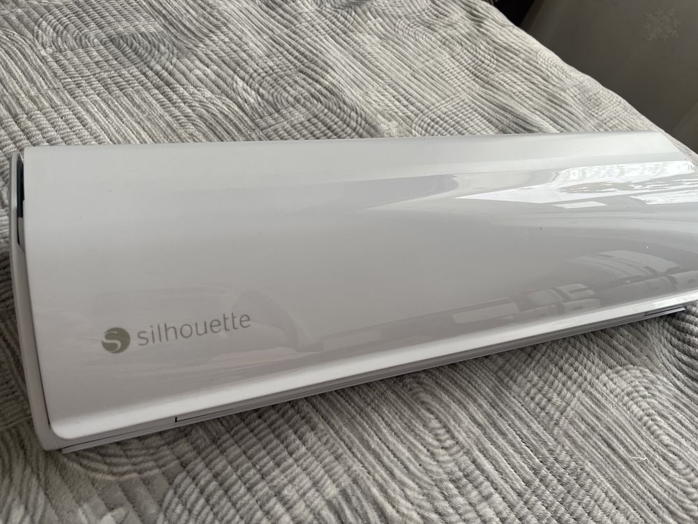 Плоттер (silhouette) Cameo 5
