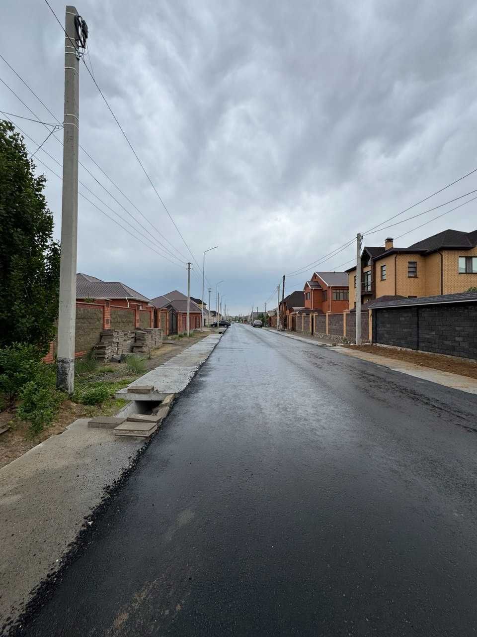 Продам коттедж в Кирпичном (600 квадратов)