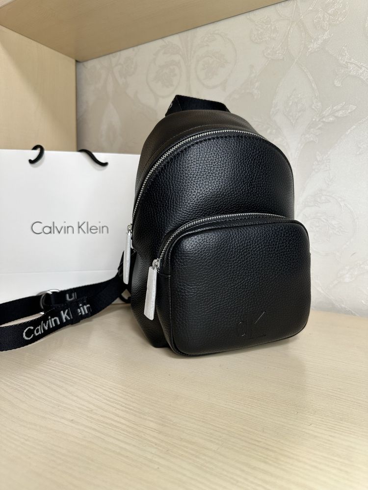 Продам новый рюкзак Calvin Klein
