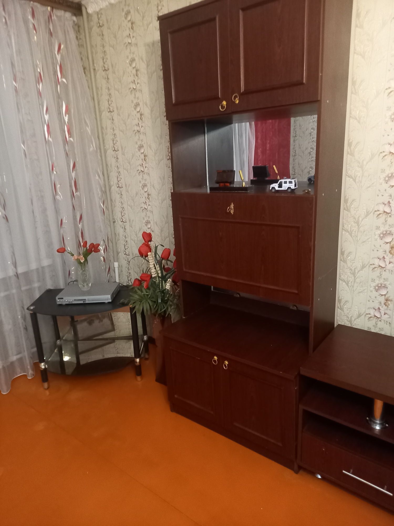 Стенка гарнитур в зал