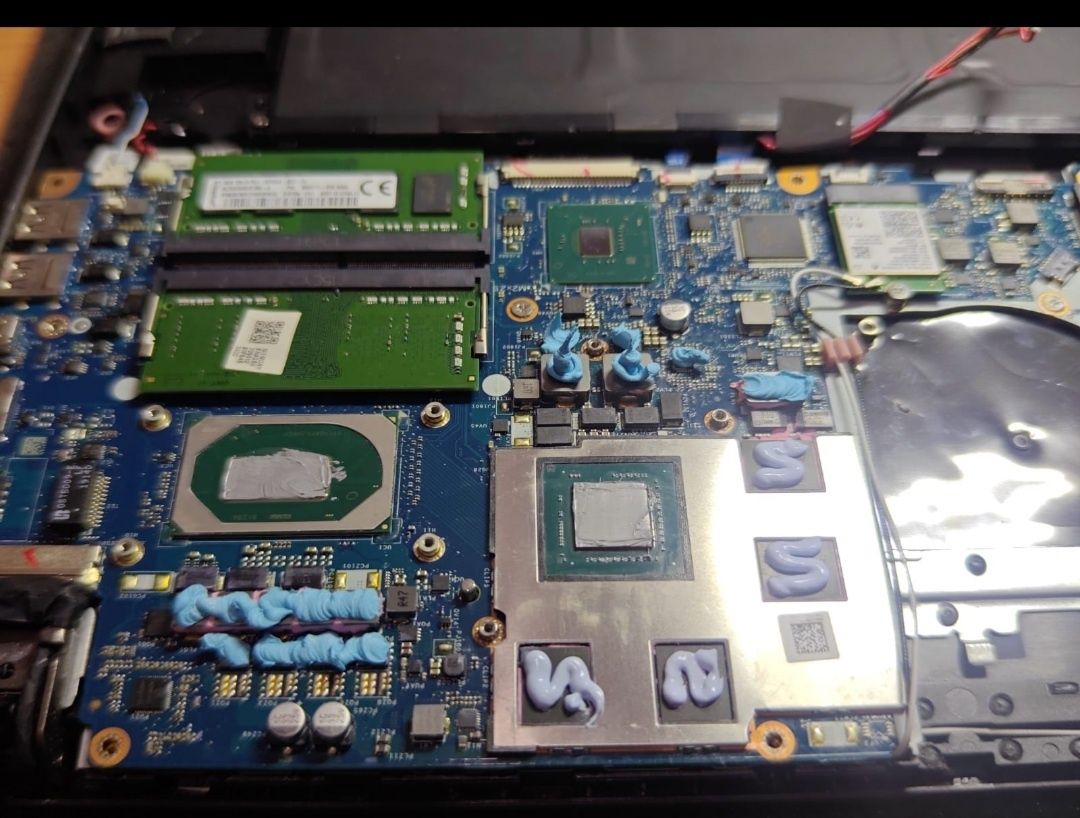 Acer aspire 7 715-75G