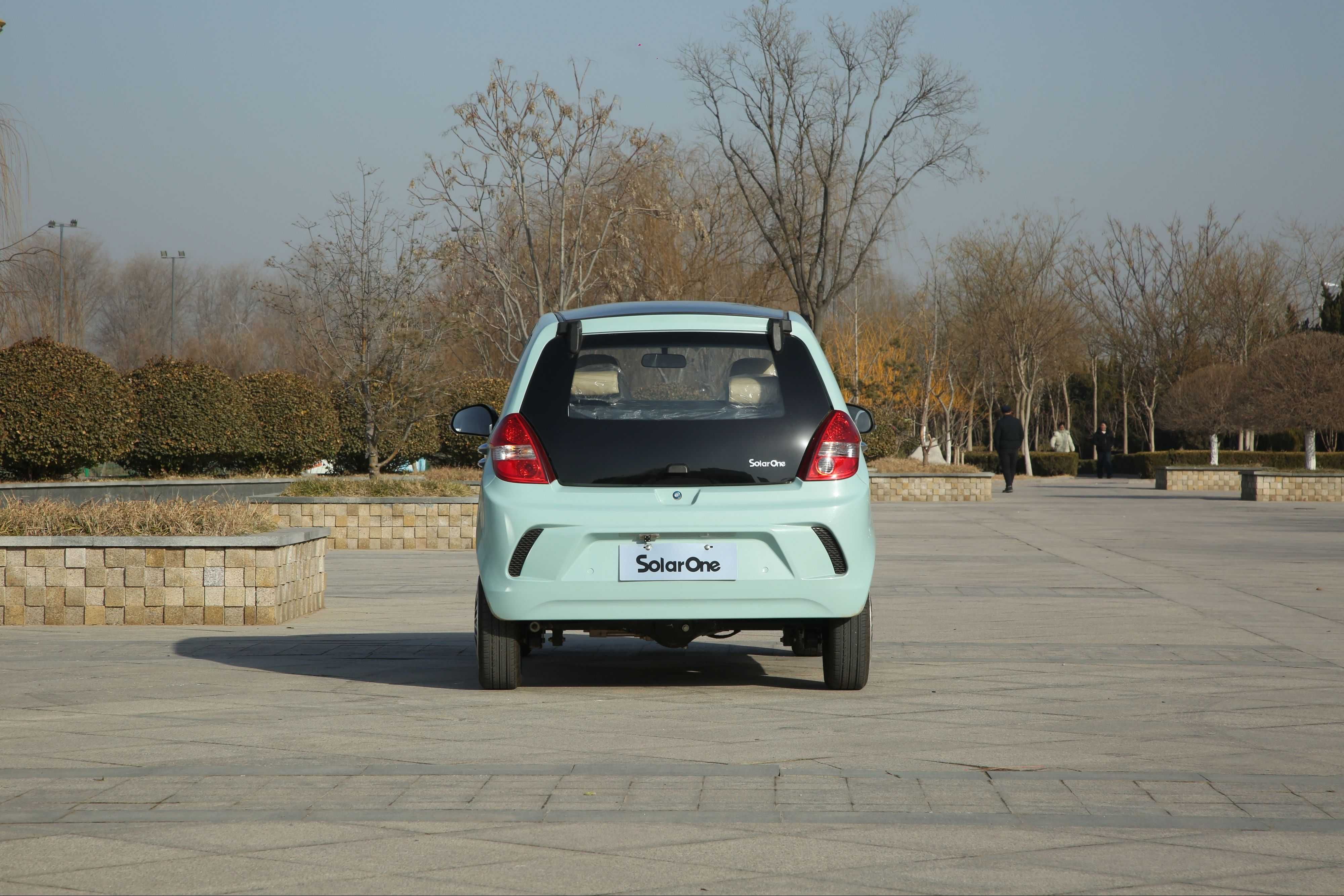 Солнечный автомобиль 380 км на полностью заряженной  солнечной батарее