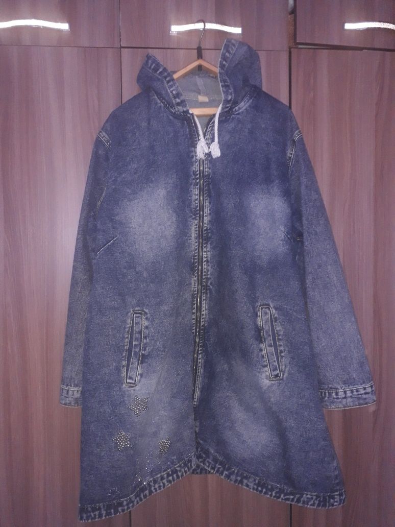 Продам джинсовую куртку