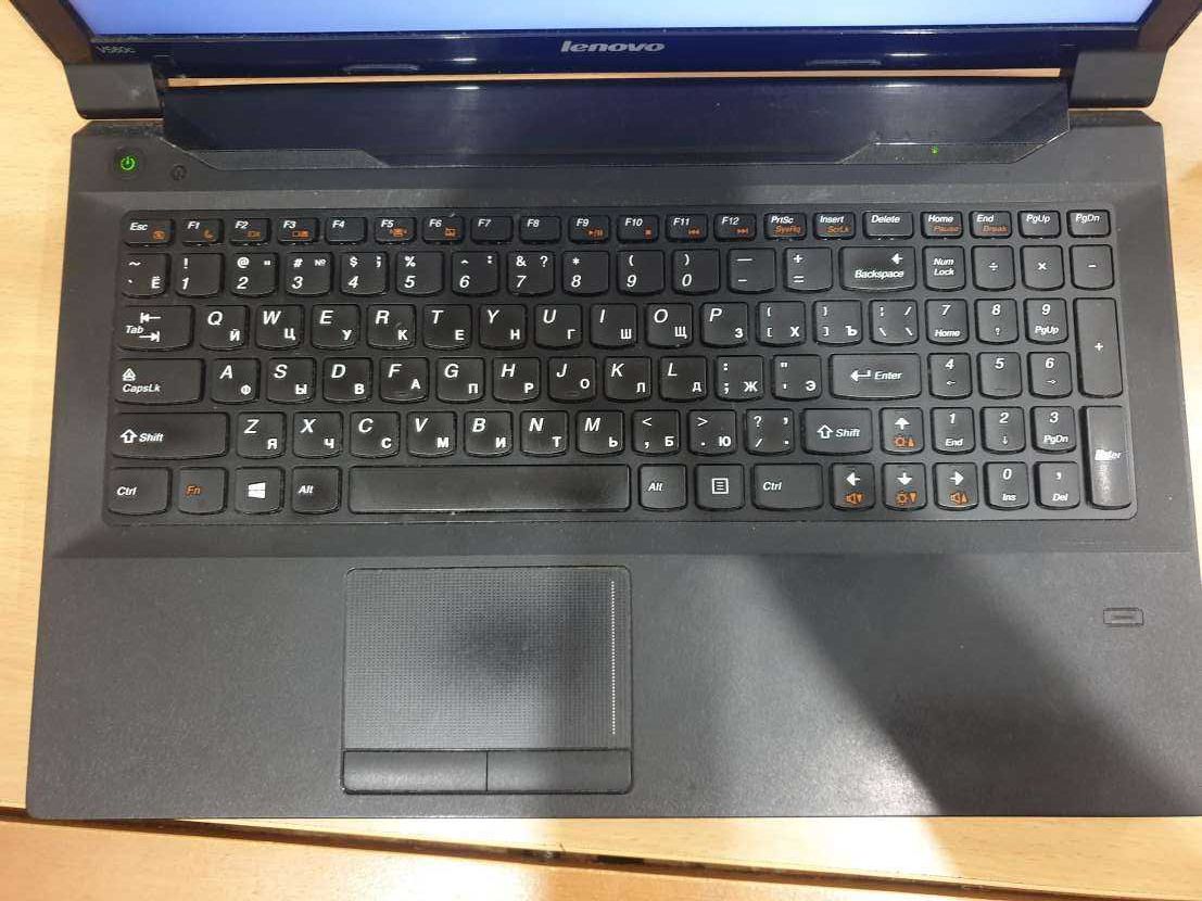 Мощный ноутбук Lenovo Core i5 2x2.5-3.1 ГГц/4 Gb/HDD 500 Gb/Nvidia 1Gb