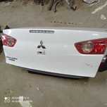 Крышка багажника Mitsubishi Galant