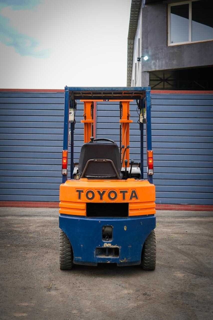 Вилочный Погрузчик Toyota 5FGL15