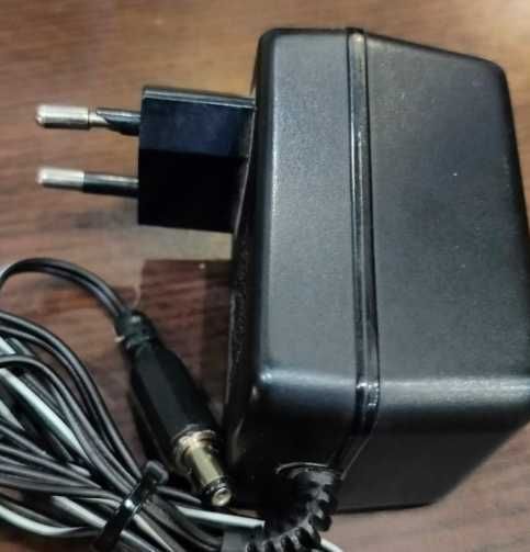 Аадаптер напряжения. (8,6V \ 9V \ 12V \ 5.9V )