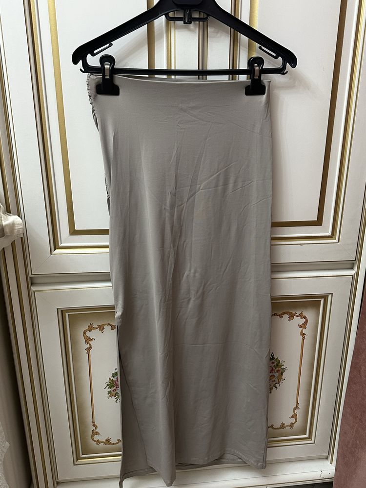 Длинные юбки Stradivarius