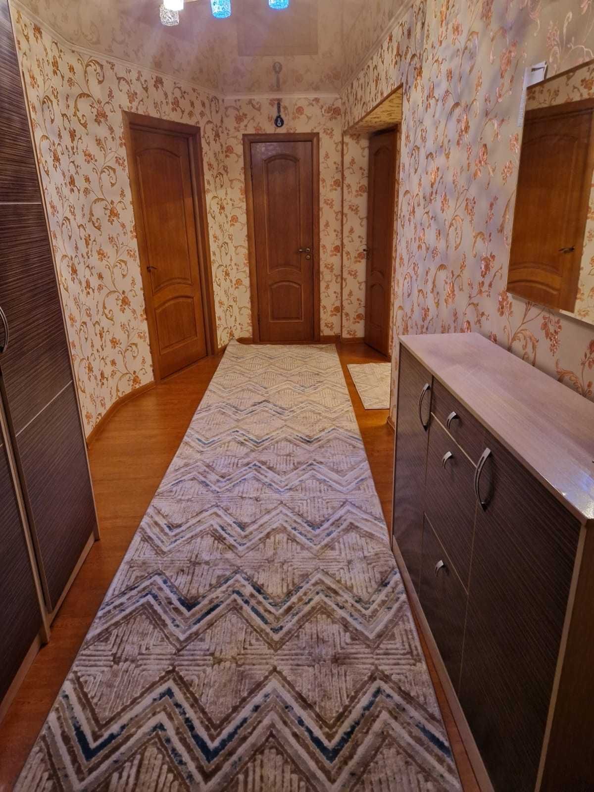 2комнатная, кирпичный дом, Азия