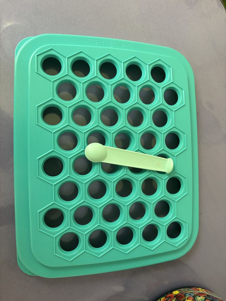 Продам пельменницу tupperware,удобная в использовании