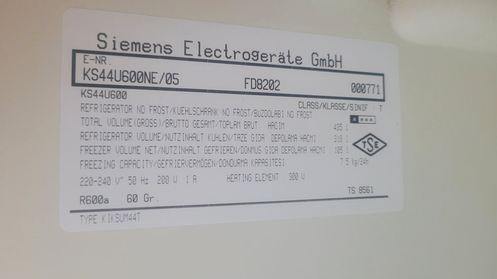 Холодильник Siemens KS44U600NE/05