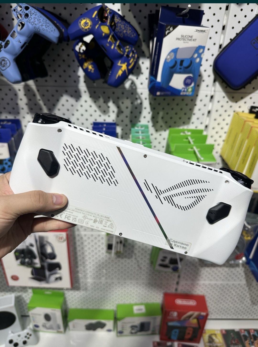 Asus Roy Ally 512 GB в идеальном состояний