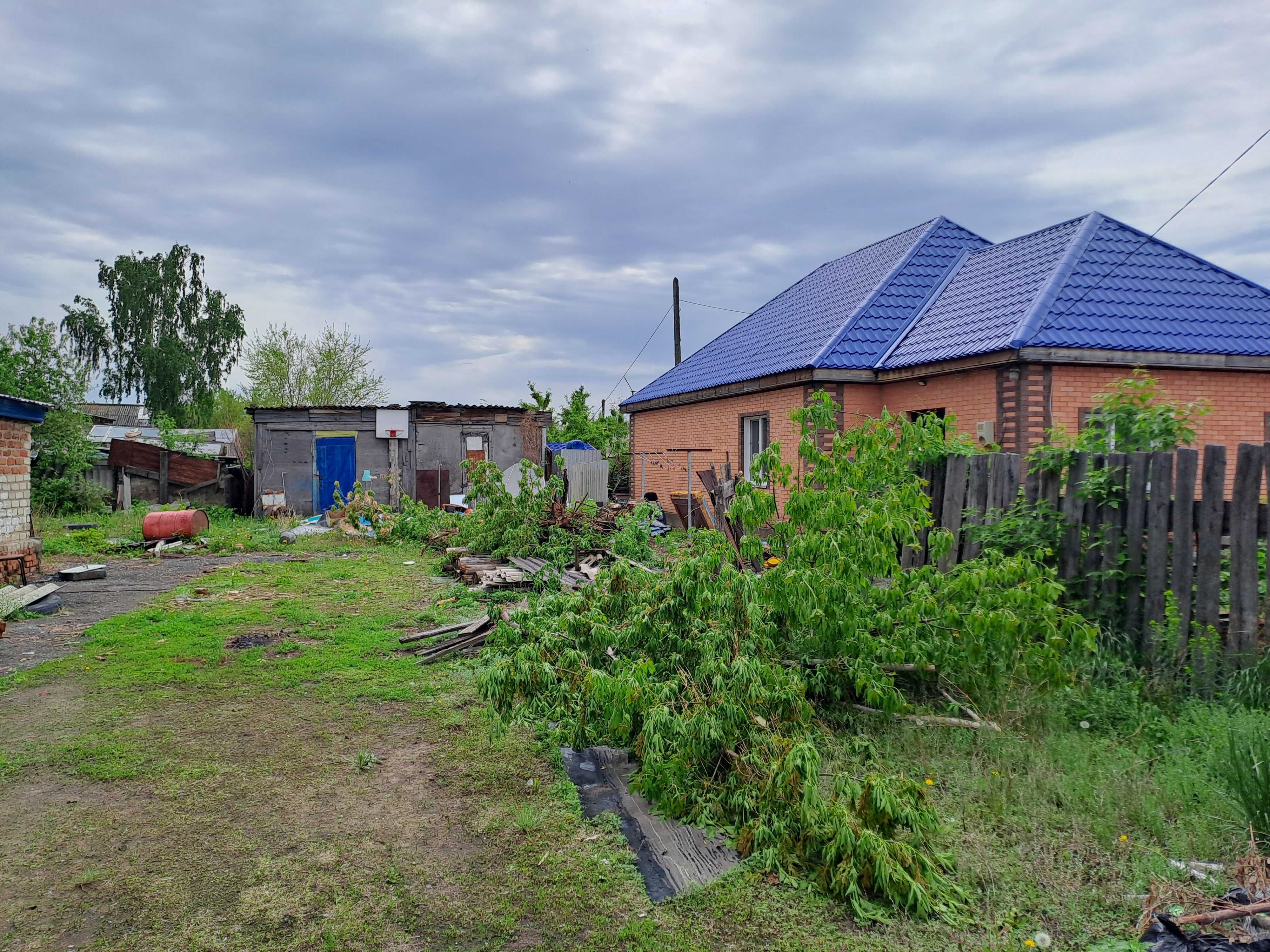 Продам зем. участок в центре г. Тобыл