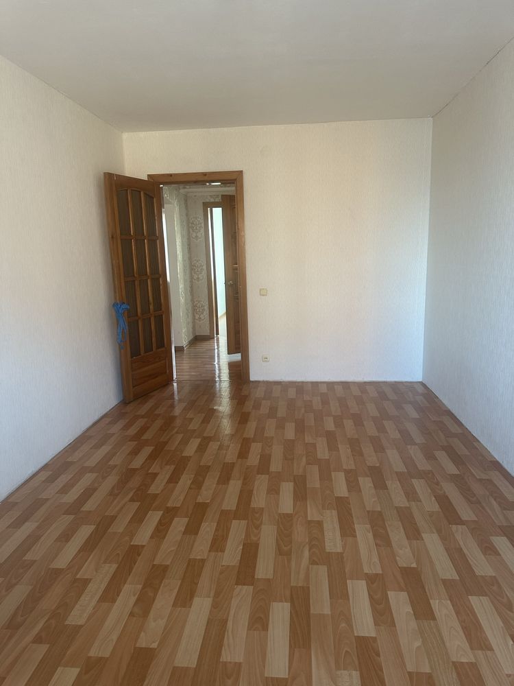 Продаю 4 х комнатную квартиру