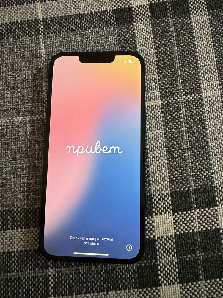 Iphone13 б/у,использовался 6-7 месяцев,без трещин на экране и корпусе