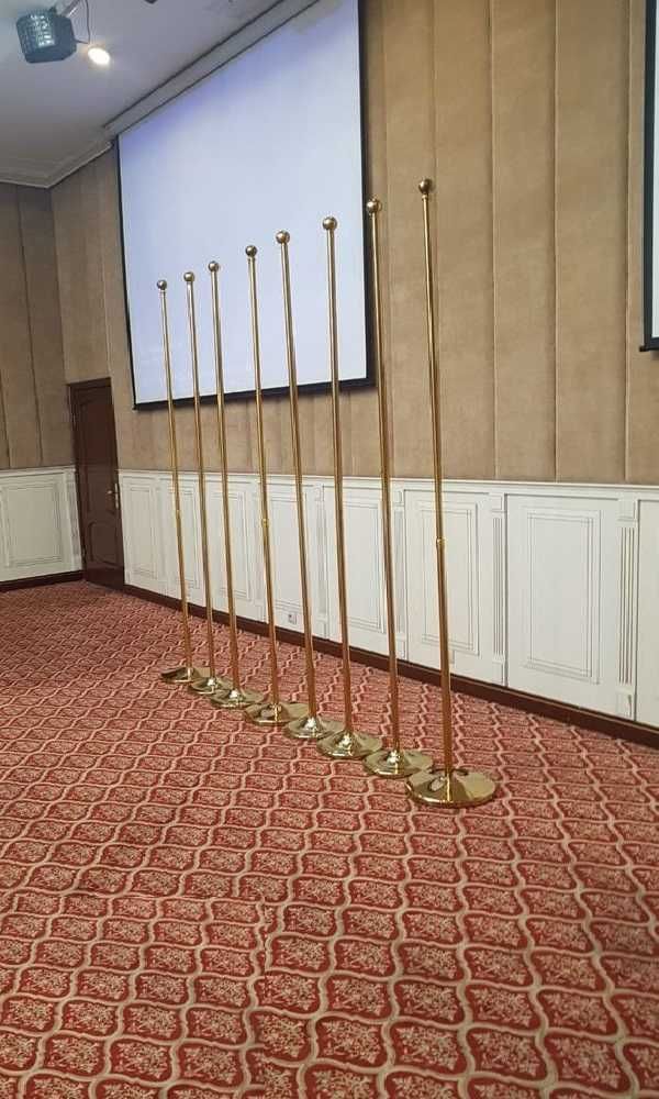 Аренда прокат парфлексы красные дорожки набор для открытия фан барьеры