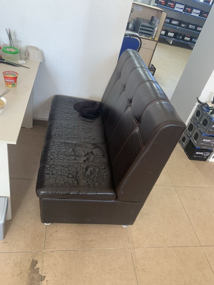 Продаеться Диван Б/у