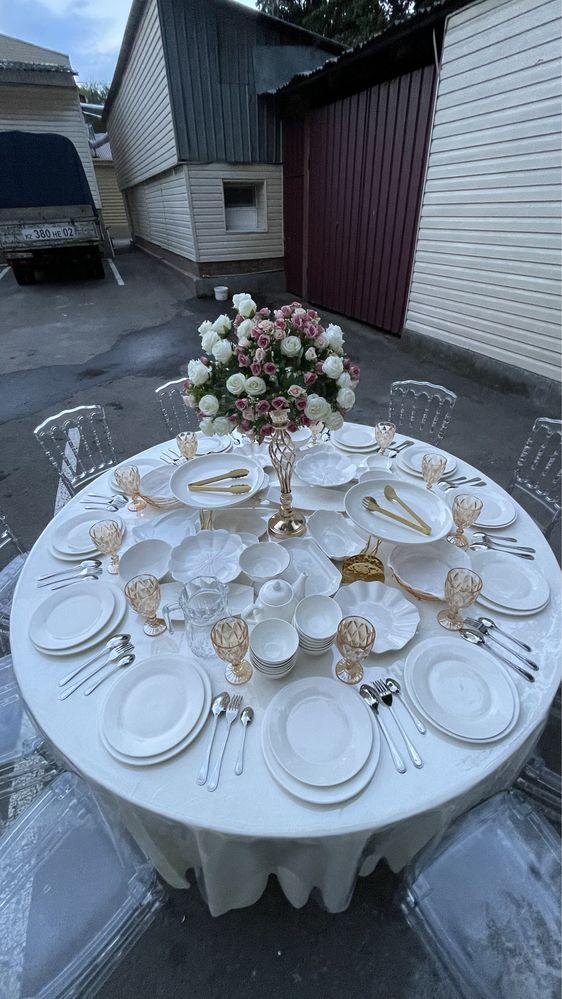 Аренда стулья, круглые столы, прозрачные стулья, chiavari, посуда