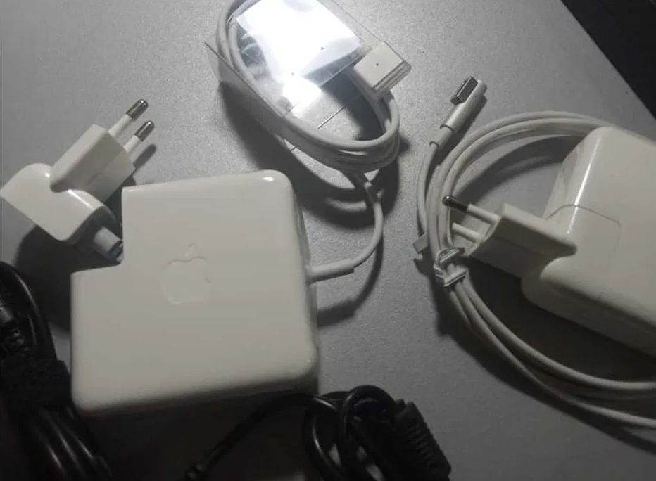 на MacBook 85 ватт 85W - зарядка, блок питания
