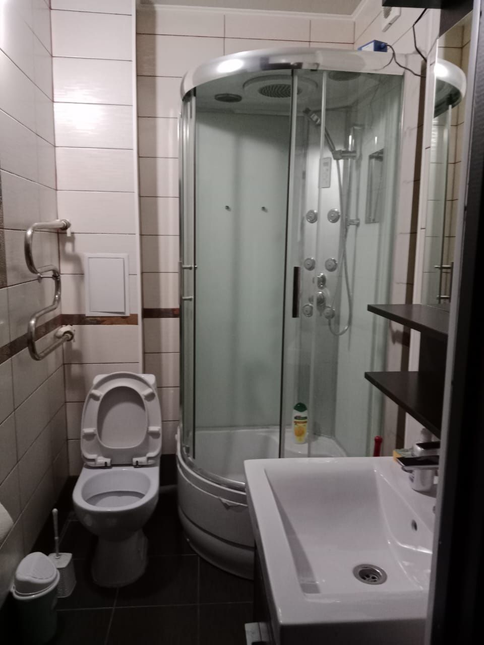 Квартира в мкр Нурсая, ночь , часовая.