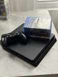 PS4 Slim 1TB + игры