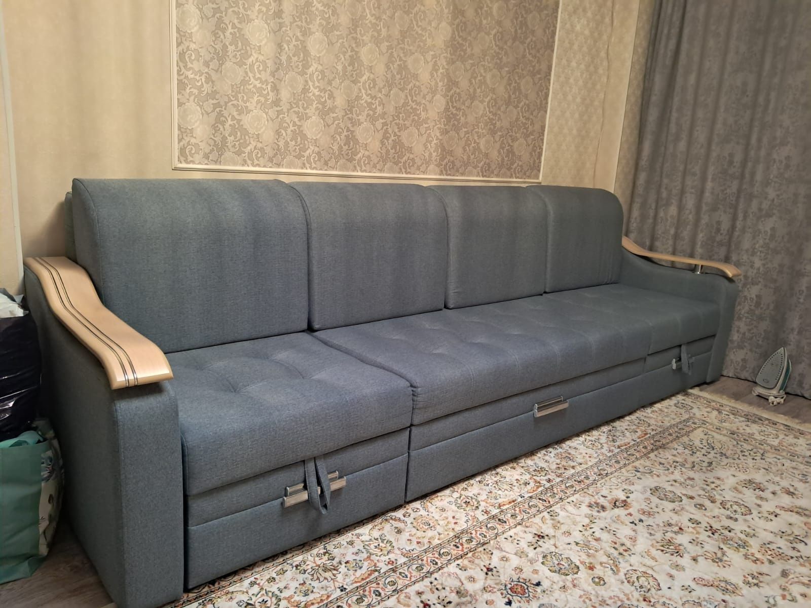 Продам диван раскладной