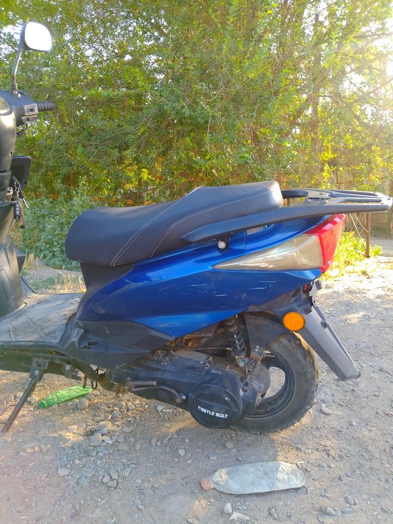 М8 сатылады 100к