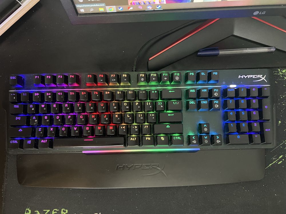 Продам клавиатуру игровую hyperx alloy mkw100