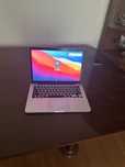 MacBook 13 в отличном состянии
